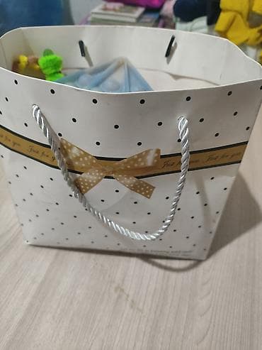 Игрушки: 🎀Игрушки, книги, заколочки, бусинки, сумочки. В профиле много детских — 4