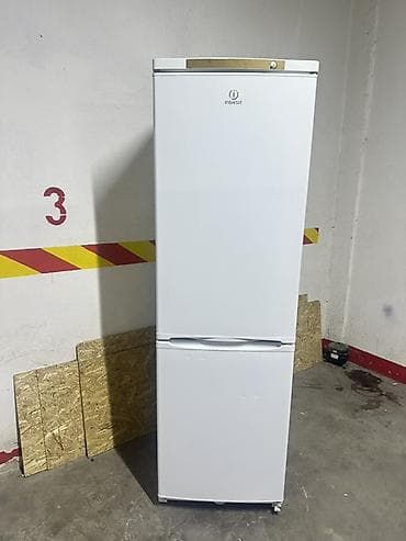 m 3: Холодильник Indesit, Б/у, Двухкамерный, De frost (капельный), 60 * 195 * 60 — 1