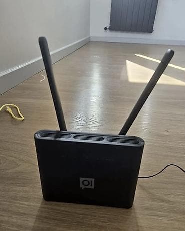 4G/3G Wi‑Fi роутер с двумя внешними антеннами Особенности: -