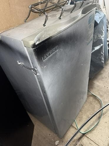 pixel 3: Холодильник Avest, Минихолодильник, 48 * 83 * 48 — 2