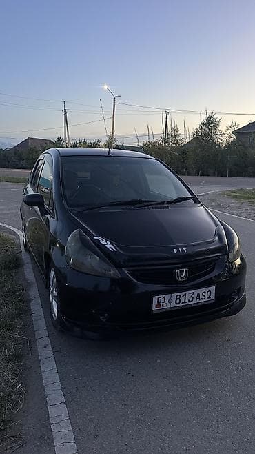 Продажа авто: Honda Fit: 2003 г., 1.3 л, Вариатор, Бензин, Хэтчбэк — 2