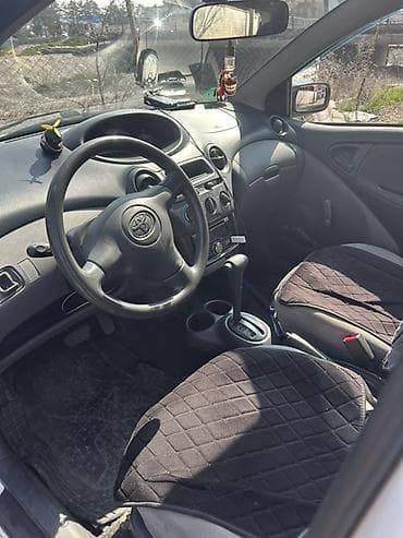 w210 e320: Toyota Echo: 2003 г., 1.5 л, Автомат, Бензин, Седан — 3