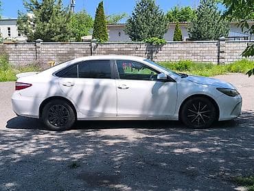 Транспорт: Toyota Camry: 2017 г., Седан — 5
