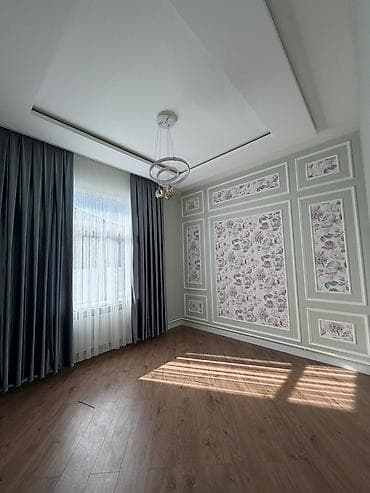 Үйлөрдү сатуу: Район: АК Ордо-3 Дом 130 м² с евроремонтом, участок 4 сотки. Построен — 7