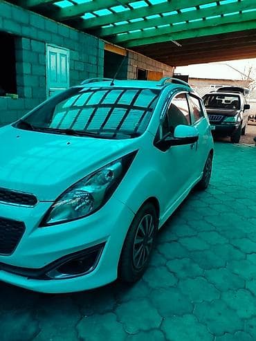 transporter t3: Chevrolet Spark: 2014 г., 0.1 л, Автомат, Бензин, Хэтчбэк — 4