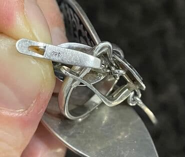 набор пандора: Первый комплект 5000, вторая с голубым камушком 4500, серебро — 2