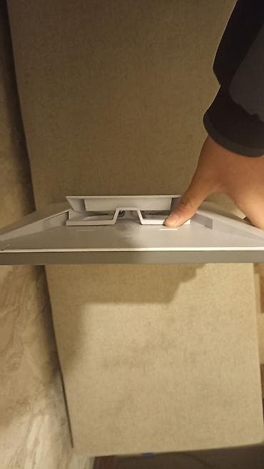 Проекторы: Wi-Fi роутер — 1