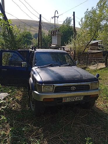 Унаа сатуу: Toyota Hilux Surf: 1993 г., 3 л, Кол менен иштөөчү, Дизель, Жол тандабас — 2