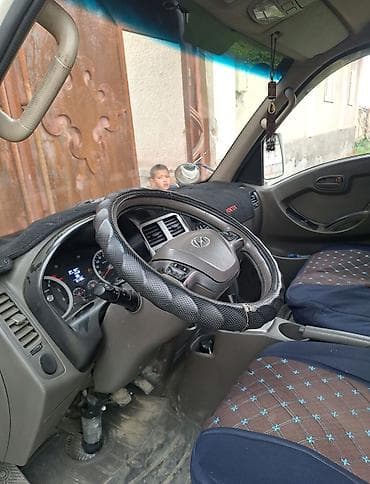 mazda 3 2005: Легкий грузовик, Hyundai, Стандарт — 4