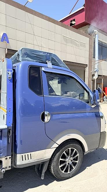 Продажа авто: Hyundai Porter: 2018 г., 2.5 л, Автомат, Дизель — 10