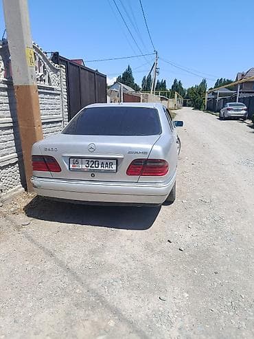Mercedes-Benz E-Class: 1999 г., 4.3 л, Автомат, Бензин, Седан