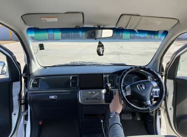 продается в рассрочку авто минивен степ вагон: Honda Stepwgn: 2003 г., Минивэн — 1