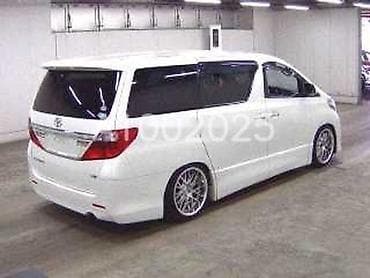 16000: Toyota Alphard: 2013 г., 3.5 л, Автомат, Бензин, Минивэн — 4