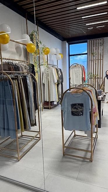 Оборудование для бизнеса: ✨ Продаются премиальные торговые стеллажи в стиле Luxury ✨ В связи с — 10