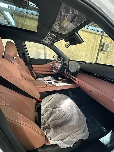 Changan: Changan Uni-Z: 2025 г., 1.5 л, Робот, Бензин, Кроссовер — 3