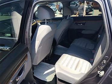 low ll: Honda CR-V: 2019 г., 1.5 л, Вариатор, Бензин, Кроссовер — 9