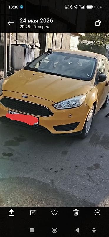 Ford Focus: 2016 г., 1.6 л, Механика, Бензин, Хэтчбэк