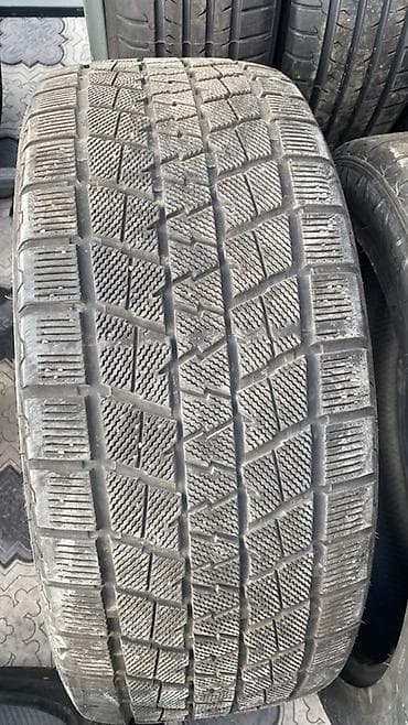 снего: Зимние шины 275/50 R21 - Тип: зимние (фрикционные, «липучка») - — 2