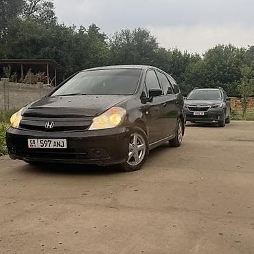 разбитые авто: Honda Stream: 2004 г., 1.7 л, Автомат, Бензин, Минивэн — 2