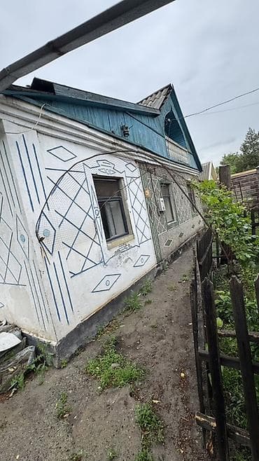 уч коргон: ПРОДАЕТ СОБСТВЕННИК АГЕНТСТВАМ НЕ БЕСПОКОИТЬ Продается кирпичный дом — 10