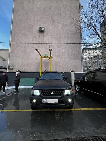 mitsubishi pajero 3: Mitsubishi Montero Sport: 2002 г., 3 л, Автомат, Бензин, Внедорожник — 1