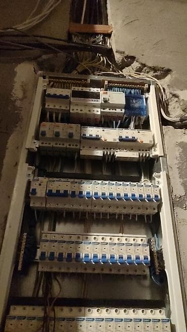 Аренда инструментов: Услуги электромонтажника 24/7 электрик электрик электрик электрик — 2