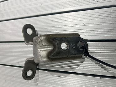 logitech c525: Петля двери Комплект Kia, Оригинал — 1