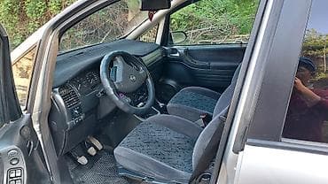 донголок 195 70 15 с: Opel Zafira: 2002 г., Механика, Бензин, Минивэн — 6