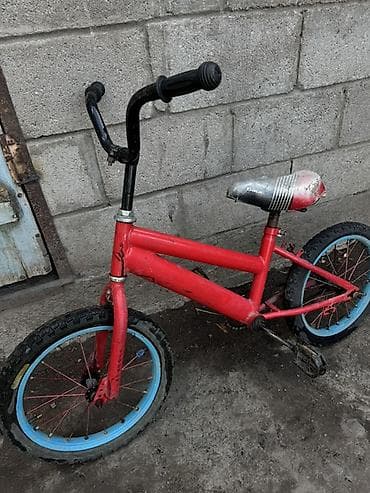 детская качалка: Детский велосипед BMX-стиля с колесами около 16 дюймов. - Рама и — 4