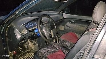 митцубиси спейс стар: Mazda 121: 1990 г., Механика, Бензин, Седан — 4