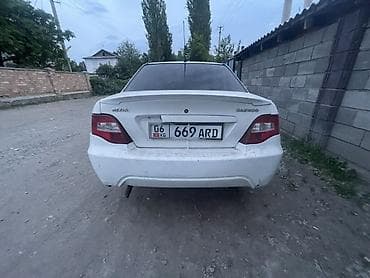 Транспорт: Daewoo Nexia: 2008 г., Седан — 6