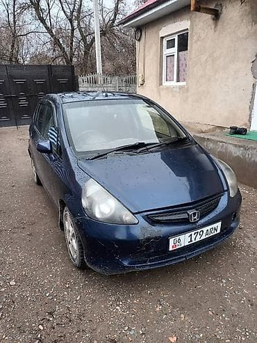 китайская маленькая машина: Honda Fit: 2002 г., 1.3 л, Вариатор, Бензин, Хэтчбэк — 2