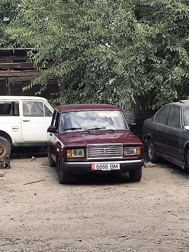ВАЗ (ЛАДА) 2107: 2003 г., Седан