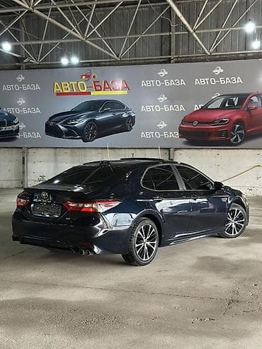 Транспорт: Toyota Camry: 2019 г., 2.5 л, Автомат, Бензин, Седан — 2