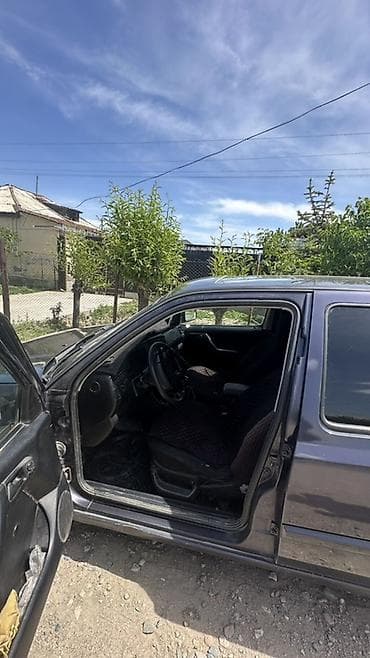 one stop: Volkswagen Golf: 1996 г., 1.8 л, Механика, Бензин, Хэтчбэк — 1