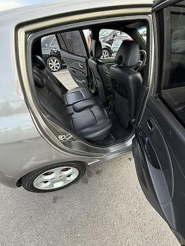 Транспорт: Kia Morning: 2008 г., 1 л, Автомат, Бензин, Хэтчбэк — 8