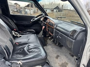 муссо сан енг: Hyundai : 2002 г., 2.5 л, Механика — 6