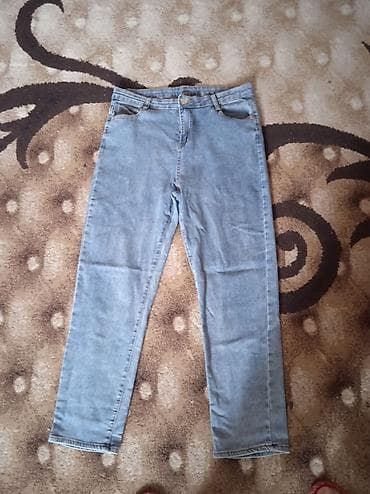 Джинсы женские, классический светло-голубой деним. - Посадка