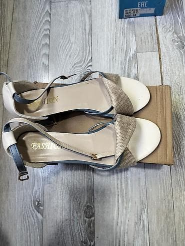 Женские сандалии FASHION, размер 38. - Открытый носок, аккуратная