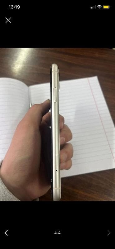 IPhone 11, Белый — 4