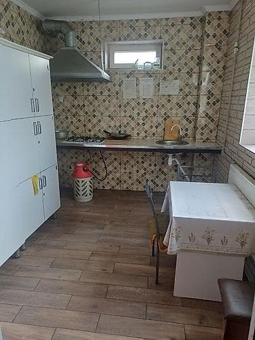 кунги: 15 м², Эмерексиз — 6