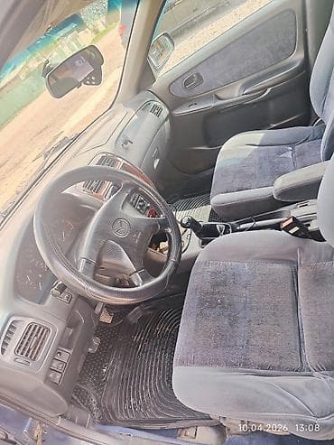 bmw samuray: Mazda 626: 1998 г., 1.8 л, Ручные, Бензин, Хэтчбэк — 4