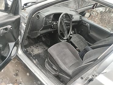 matiz 2007: Volkswagen Golf: 1992 г., 1.6 л, Механика, Бензин, Хэтчбэк — 6