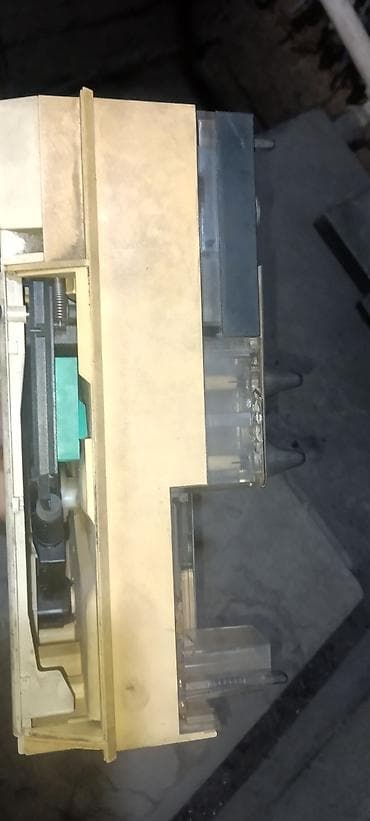 Автохимия: Прибор на Вольво квадрат 
Торг уместен — 7