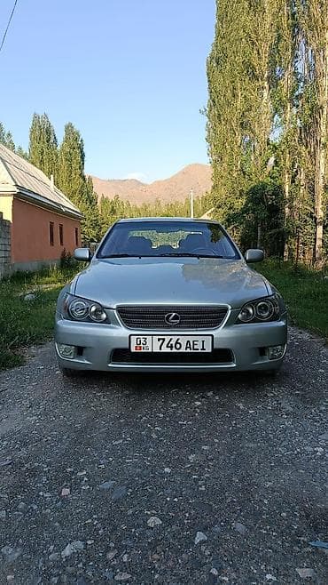 Lexus IS: 2002 г., 2 л, Механика, Бензин, Седан — 10