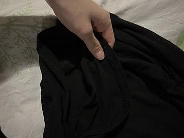 ожежда: Базовый чёрный лонгслив с длинным рукавом. - Крой: прямой — 3