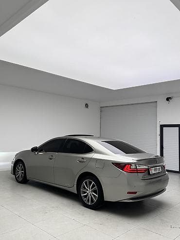 5: Lexus ES: 2016 г., 2.5 л, Автомат, Гибрид, Седан — 7