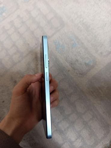 ми 8 т: Redmi, Redmi A5, Б/у, 64 ГБ, цвет - Голубой, 2 SIM — 1