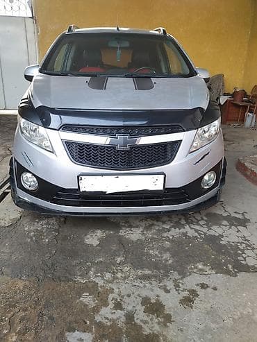 Chevrolet: Chevrolet Spark: 2011 г., 1 л, Механика, Хэтчбэк — 4