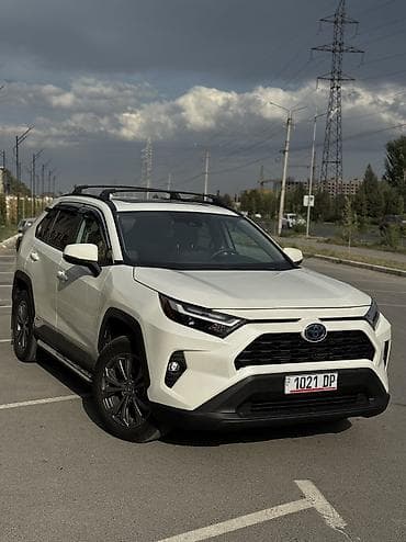 byd e9: Toyota RAV4: 2022 г., 2.5 л, Автомат, Гибрид, Кроссовер — 2